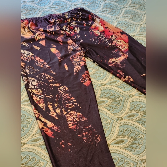 Halloween Leggings Tights- LIKE NEW - M/L Mint Lotus Leggings - Picture 2 of 11